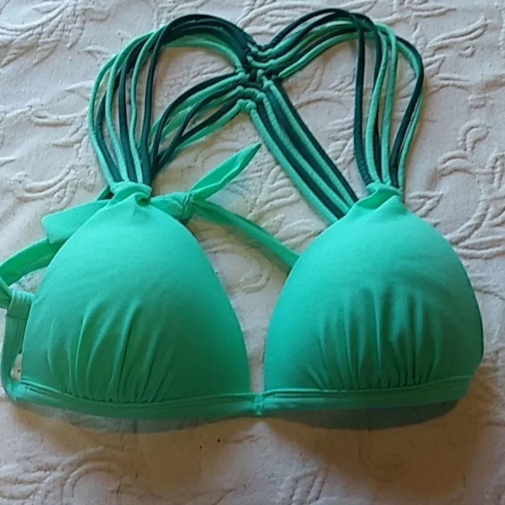 Bikini top